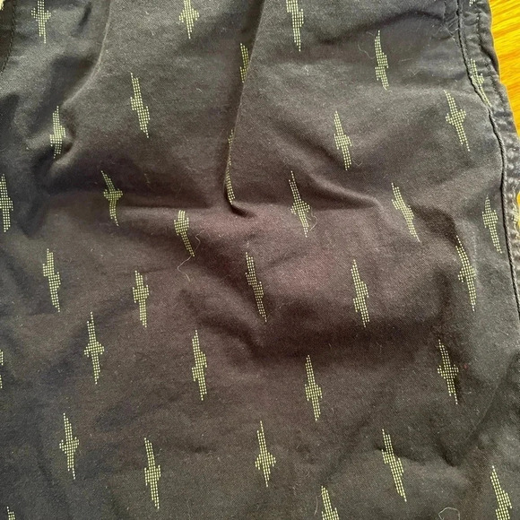 Old Navy shorts - Picture 2 of 3